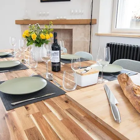 Treize Maison A - 3 Bed House In Centre Of Severin Feriehus