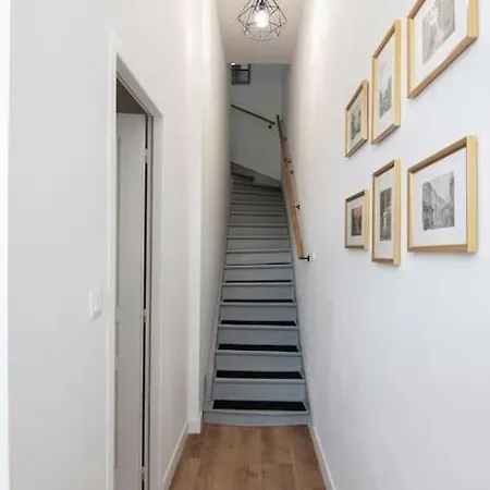 Treize Maison A - 3 Bed House In Centre Of Severin Feriehus
