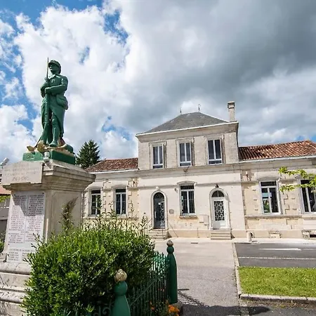 Treize Maison A - 3 Bed House In Centre Of Severin *