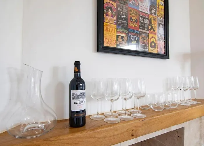 Treize Maison A - 3 Bed House In Centre Of Severin Сasa de vacaciones