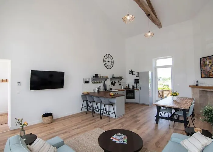 Treize Maison A - 3 Bed House In Centre Of Severin * Saint-Séverin