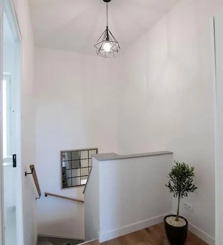 Treize Maison A - 3 Bed House In Centre Of Severin Saint-Séverin